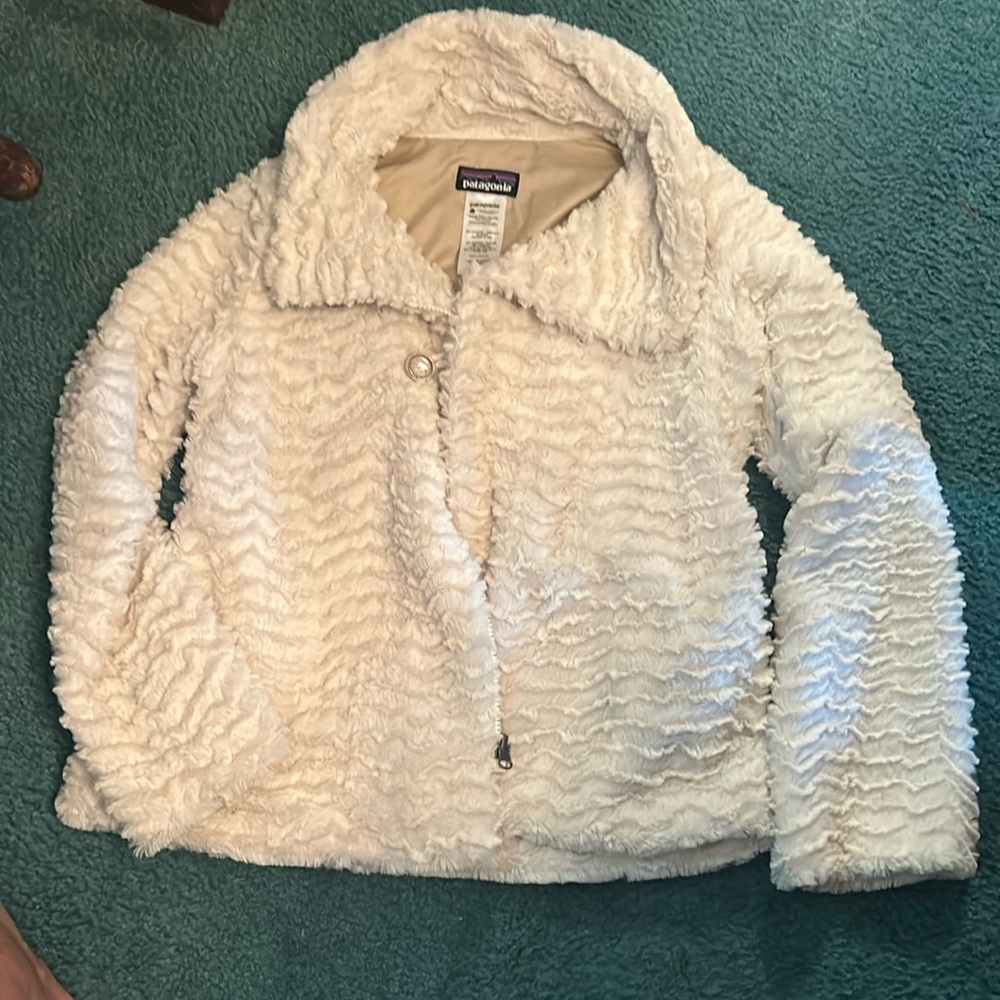 Patagonia Cream Fleece Jacket